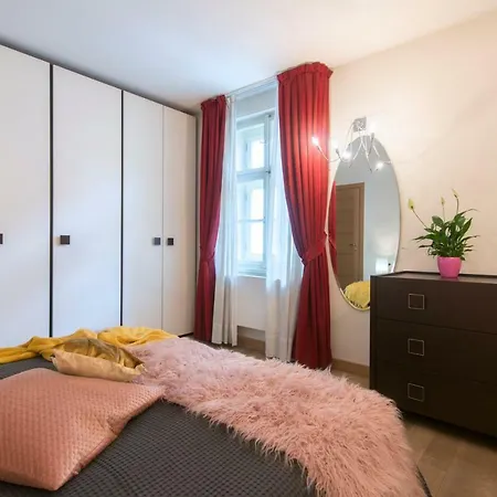 Petrská Apartamento